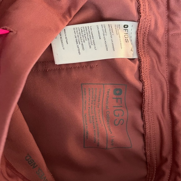 Figs Scrub Set - Picture 6 of 9